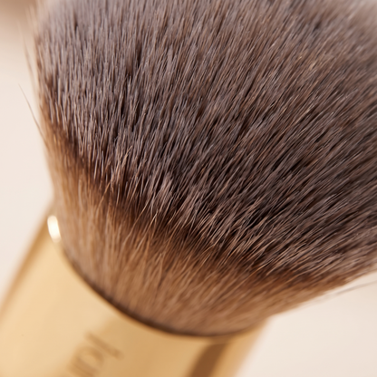 Macro of the Wren bristle head and tapered fibres
